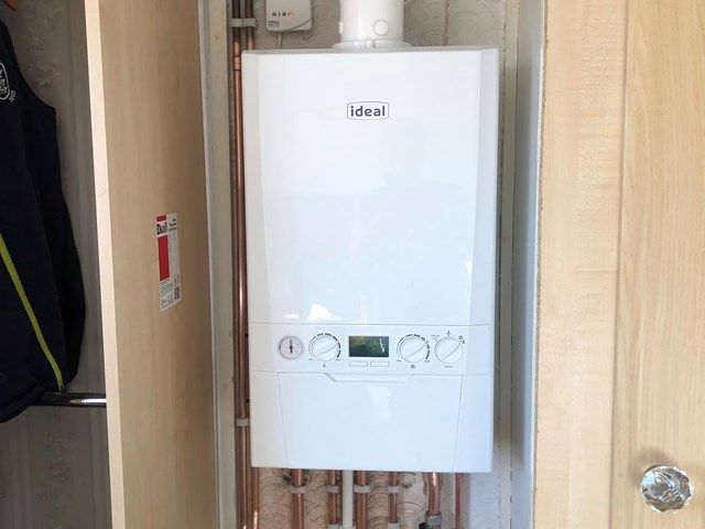 images/boiler-installers/slider/bathroom-installers-3-kireth-ai.jpeg